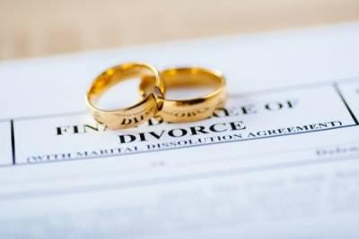 divorce, reason for divorce, relationships, cause of divorce, marriage, Illinois divorce lawyer